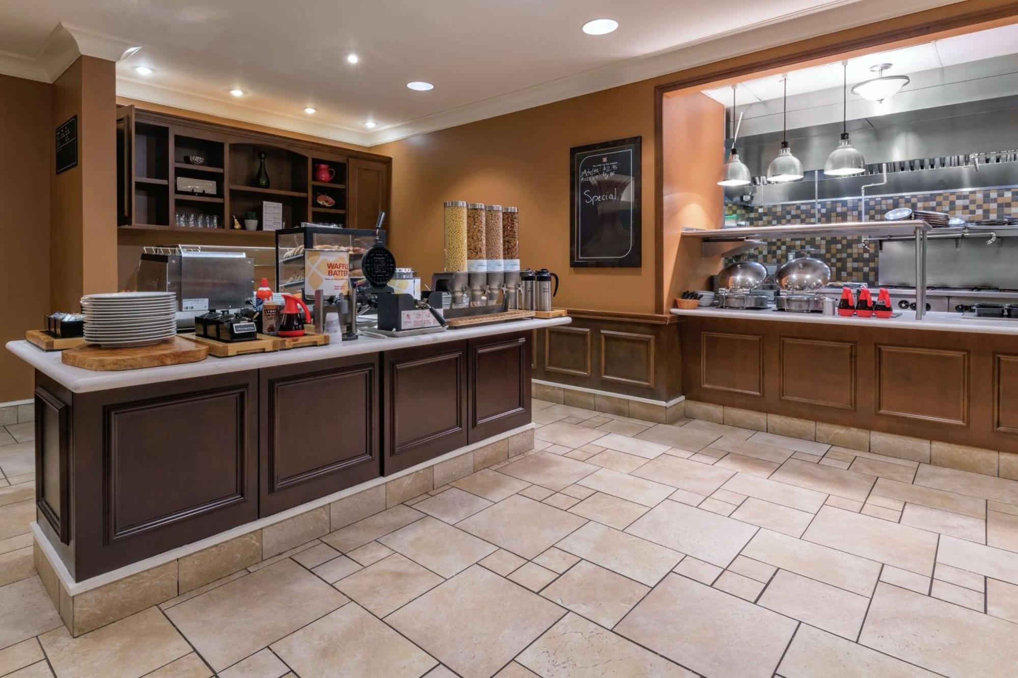 德文斯康门希尔顿花园酒店 Devens 外观 照片